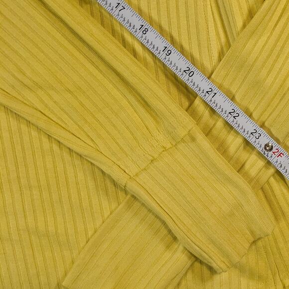 Jane & Delancey Yellow Ribbed V Neck Lettuce Hem Flowy Top Women M Casual - Picture 12 of 14